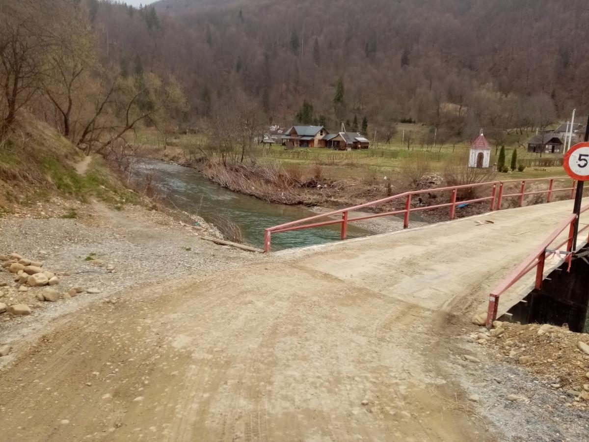 Садиба Федорчуків За Рікою1 Sesori Kültér fotó